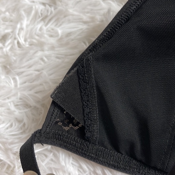 Hanky Panky Daily Lace Convertible Padded Bralette - Picture 10 of 10